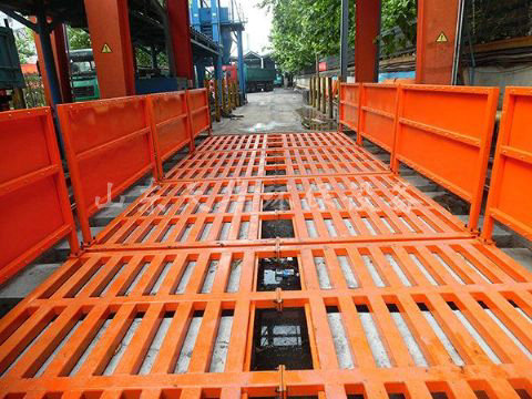 點(diǎn)擊查看詳細(xì)信息<br>標(biāo)題：濟(jì)寧唐口煤礦4X12米煤礦專用洗車機(jī) 閱讀次數(shù)：3710