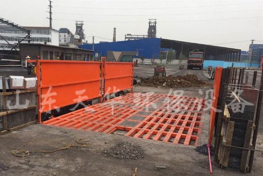 點(diǎn)擊查看詳細(xì)信息<br>標(biāo)題：重型8m長(zhǎng)定制洗車機(jī) 閱讀次數(shù)：4444